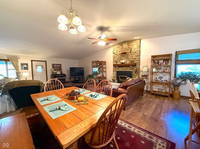 8052 E Ash Rd, House other with 2 bedrooms, 3 bathrooms and null parking in Bloomfield IN | Image 44