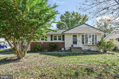 3754 Susan Ln, BROOKHAVEN, PA, 19015-2223 | Card Image