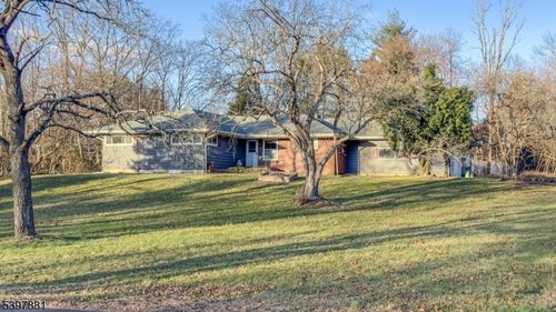 93 Mosher Rd, Princeton, NJ, 08540-8415 | Card Image