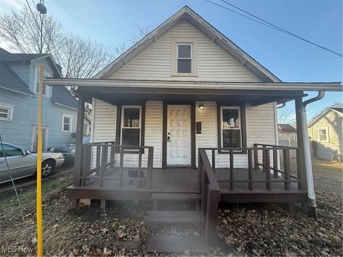 26 Courtland Dr, Akron, OH, 44314-2014 | Card Image
