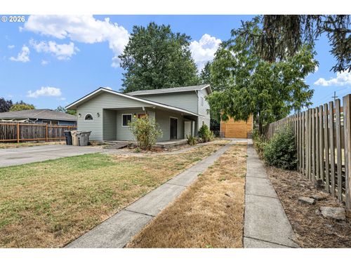 340 N 7th St, Harrisburg, OR, 97446 | Card Image