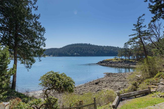 630 Dinner Bay Road, House other with 12 bedrooms, 8 bathrooms and 12 parking in Mayne Island BC | Image 1