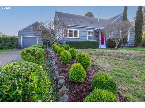 1149 Juniper Ave, Coos Bay, OR, 97420-2623 | Card Image