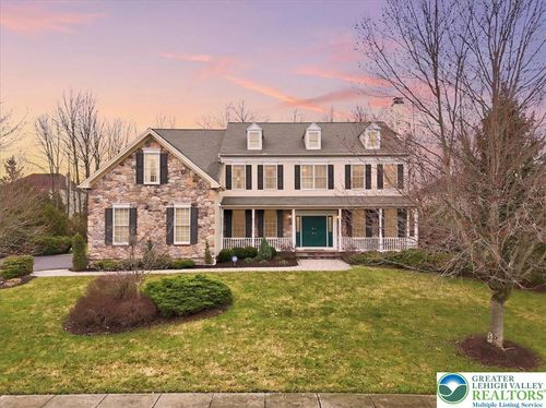 718 Cypress Dr, East Stroudsburg, PA, 18302-6656 | Card Image