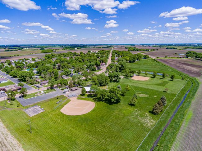 141 Jacob St, House other with 4 bedrooms, 3 bathrooms and null parking in Hamburg MN | Image 77