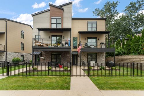 1-153 Morgan Blvd, Valparaiso, IN, 46383-5342 | Card Image