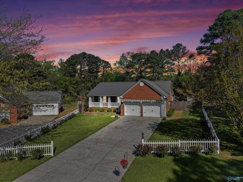 119 Justin Ln, Union Grove, AL, 35175-9487 | Card Image