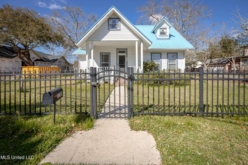 1209 Calhoun Street, Ocean Springs, MS, 39564 | Card Image