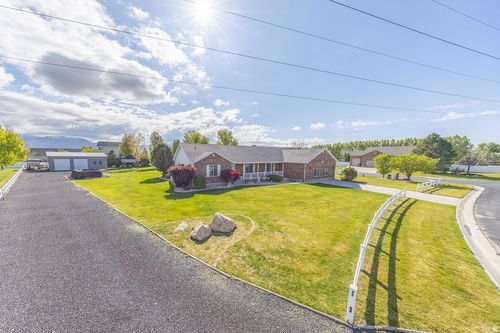 2162 S 2850 W, West Haven, UT, 84401-1025 | Card Image