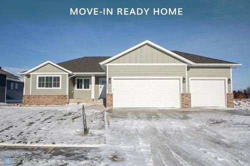 1437 66th Avenue S, Fargo, ND, 58104 | Card Image