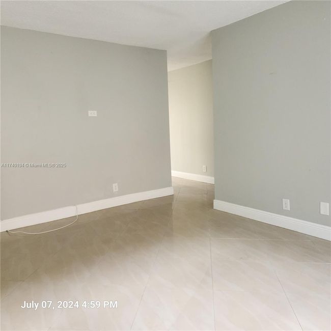 APT-11C - 4513 Treehouse Ln, Condo with 2 bedrooms, 1 bathrooms and null parking in Tamarac FL | Image 19