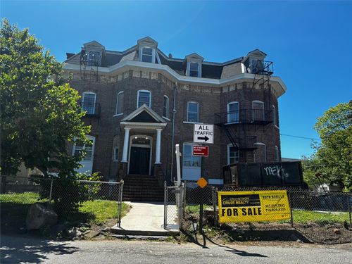 11-41 13th Ave, College Point, NY, 11356 | Card Image