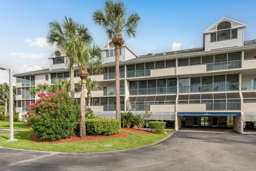 apt-118-5557 Sea Forest Dr, NEW PORT RICHEY, FL, 34652-3211 | Card Image
