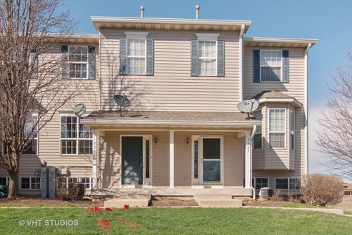 1325 Chestnut Ln, Yorkville, IL, 60560-4549 | Card Image