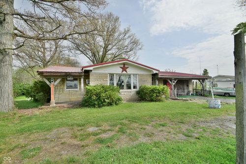 2912 Outer Dr, New Castle, IN, 47362-2068 | Card Image