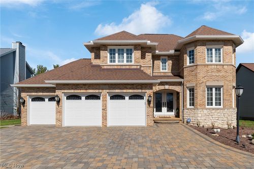 26330 Forbes Rd, Oakwood Village, OH, 44146-5924 | Card Image