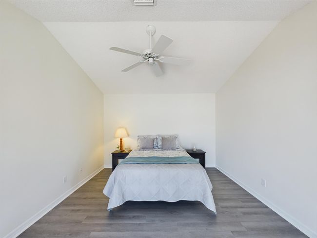6256 - 6256 Mirror Lake Ct, Condo with 2 bedrooms, 2 bathrooms and null parking in Sebastian FL | Image 15