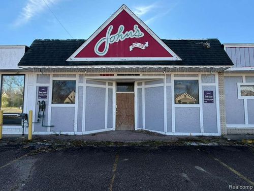 3600 Davison Rd, Flint, MI, 48506-3943 | Card Image