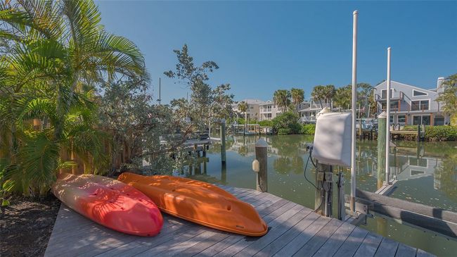 5024 Commonwealth Dr, House other with 3 bedrooms, 4 bathrooms and null parking in SARASOTA FL | Image 48