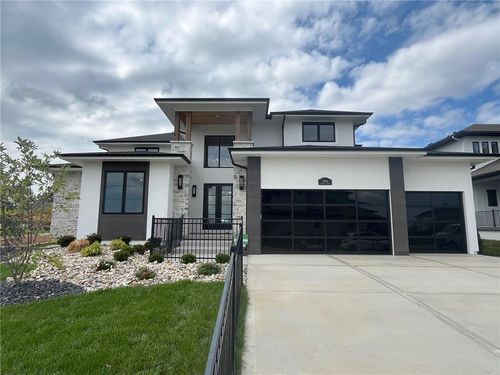 17016 Rosehill St, Overland Park, KS, 66221-8402 | Card Image