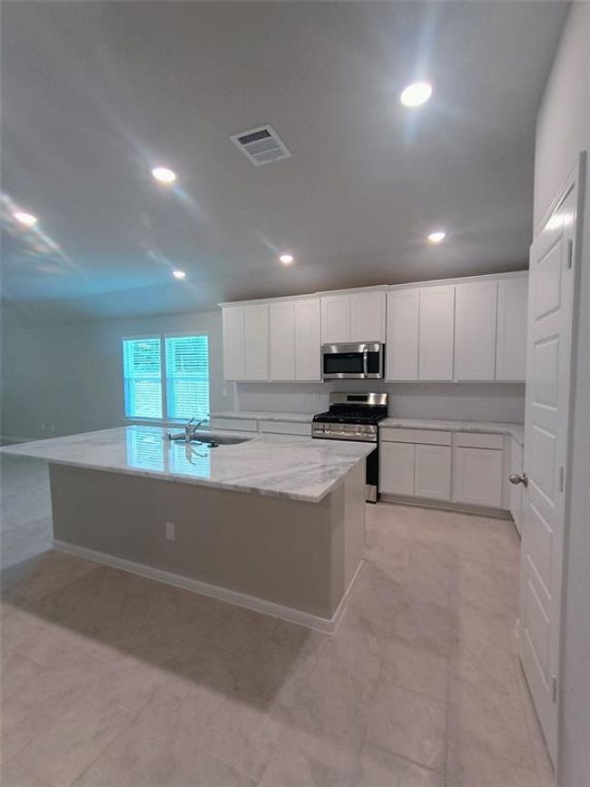 26352 Cooperstown Way, House other with 4 bedrooms, 3 bathrooms and 2 parking in Splendora TX | Image 7