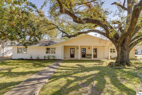 2100 Valencia Ave, Monroe, LA, 71201-2547 | Card Image