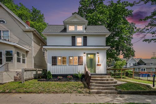 746 Union Ave Se, Grand Rapids, MI, 49503-5445 | Card Image