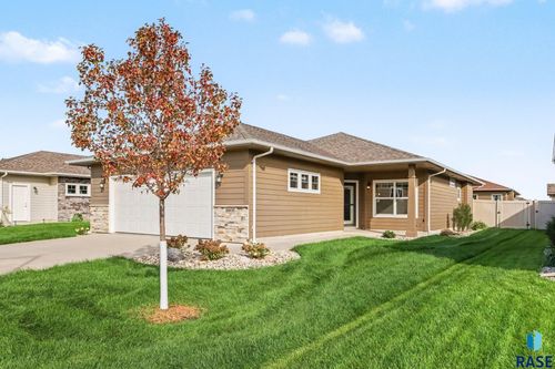 8608 W Dalton St Street, Sioux Falls, SD, 57106 | Card Image
