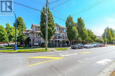 112 - 842 Brock Ave, Townhouse with 3 bedrooms, 2 bathrooms and 2 parking in Victoria BC | Image 2