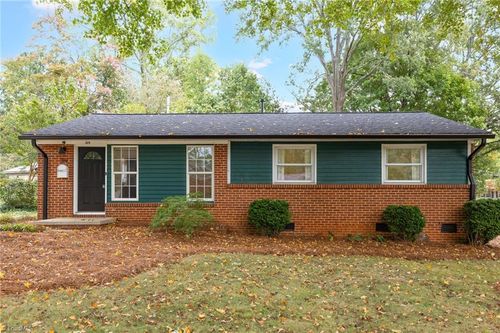 319 Lynbrook Dr, Greensboro, NC, 27405-4317 | Card Image
