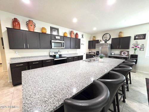 1031 W Castle Ct, Casa Grande, AZ, 85122-6840 | Card Image