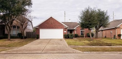 15106 Brookwood Bridge Ln, Sugar Land, TX, 77498-2142 | Card Image