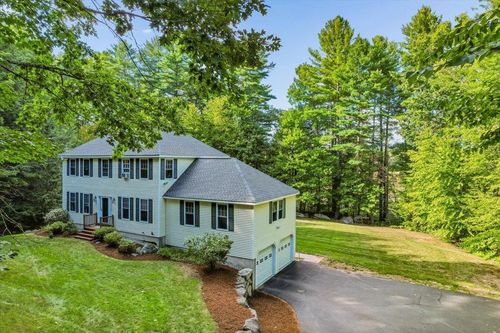 56 Old Fort Ln, Dunbarton, NH, 03046-4722 | Card Image