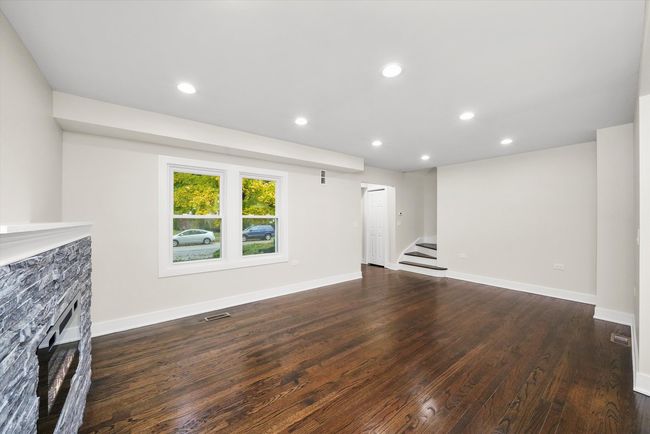 9213 S Trumbull Ave, House other with 3 bedrooms, 2 bathrooms and 2 parking in Evergreen Park IL | Image 10