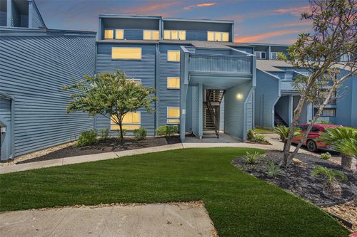 331c-12500 Melville Dr, Montgomery, TX, 77356-8074 | Card Image
