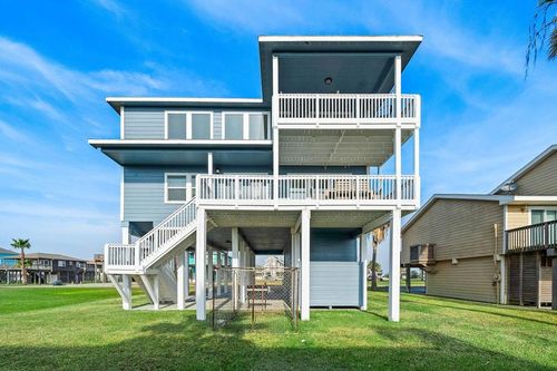 22901 Buena St, Galveston, TX, 77554-1237 | Card Image