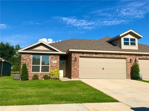 202 Alder St, Pea Ridge, AR, 72751-2034 | Card Image