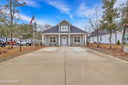 123 Ne 12th Street, Oak Island, NC, 28465 | Card Image