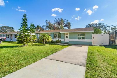 6844 82 Nd Avenue N, House other with 3 bedrooms, 2 bathrooms and null parking in Pinellas Park FL | Image 2