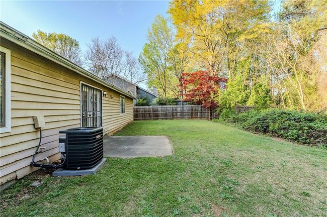 870 Chapman Cir, House other with 3 bedrooms, 2 bathrooms and 4 parking in Stone Mountain GA | Image 26