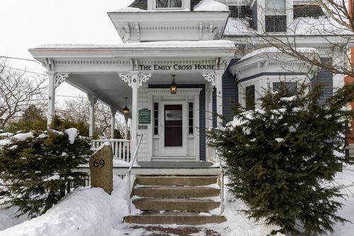 69 S Main St, Rochester, NH, 03867-2707 | Card Image
