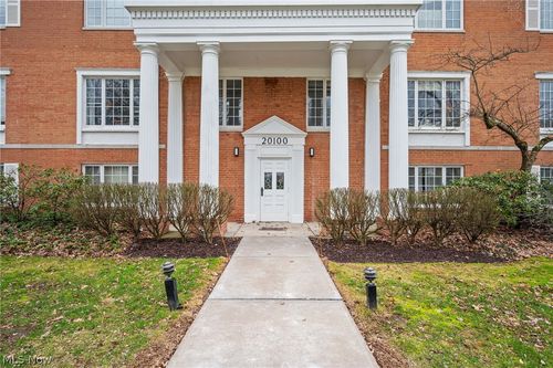 102-20100 Fairmount Blvd, Shaker Heights, OH, 44118-4701 | Card Image