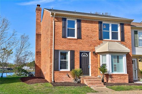 4072 Thomas Jefferson Dr, Virginia Beach, VA, 23452-1913 | Card Image