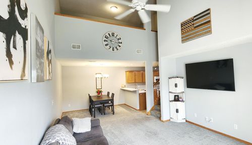 86-17168 Eagleview Way, Farmington, MN, 55024-7314 | Card Image