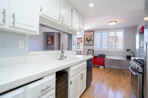 unit-319-28004 S Western Ave, San Pedro, CA, 90732-1273 | Card Image