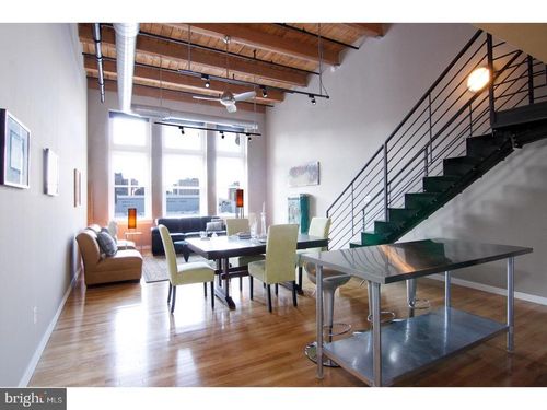 apt-603-1027 Arch St, PHILADELPHIA, PA, 19107-2327 | Card Image