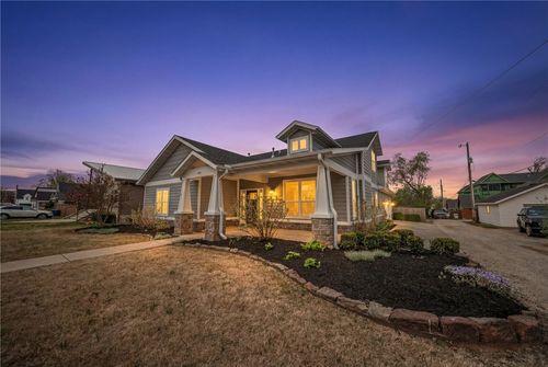 405 Nw C St, Bentonville, AR, 72712-5224 | Card Image