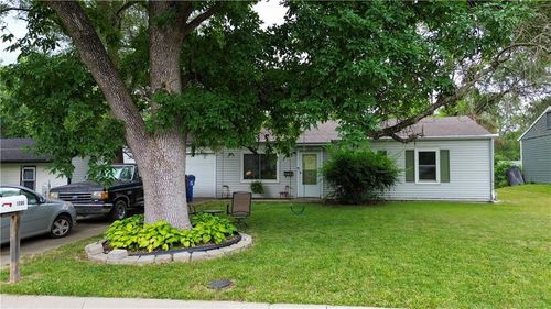 1736 Brook St, Lawrence, KS, 66044-4315 | Card Image