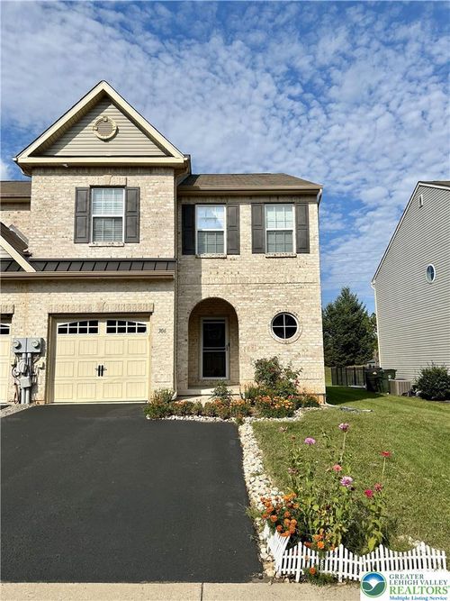306 Milkweed Dr, ALLENTOWN, PA, 18104-8213 | Card Image