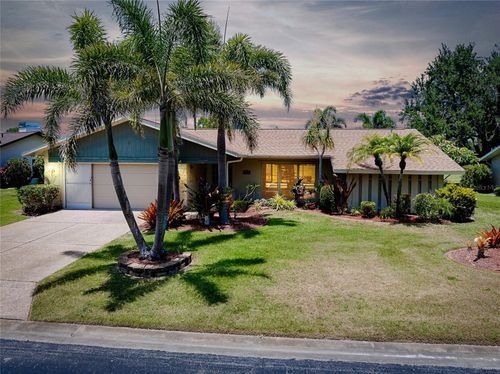 915 S Doral Ln, VENICE, FL, 34293-3809 | Card Image